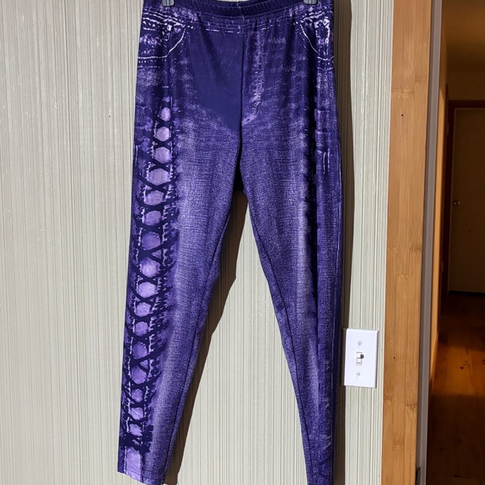 Stylish Purple Women's Leggings